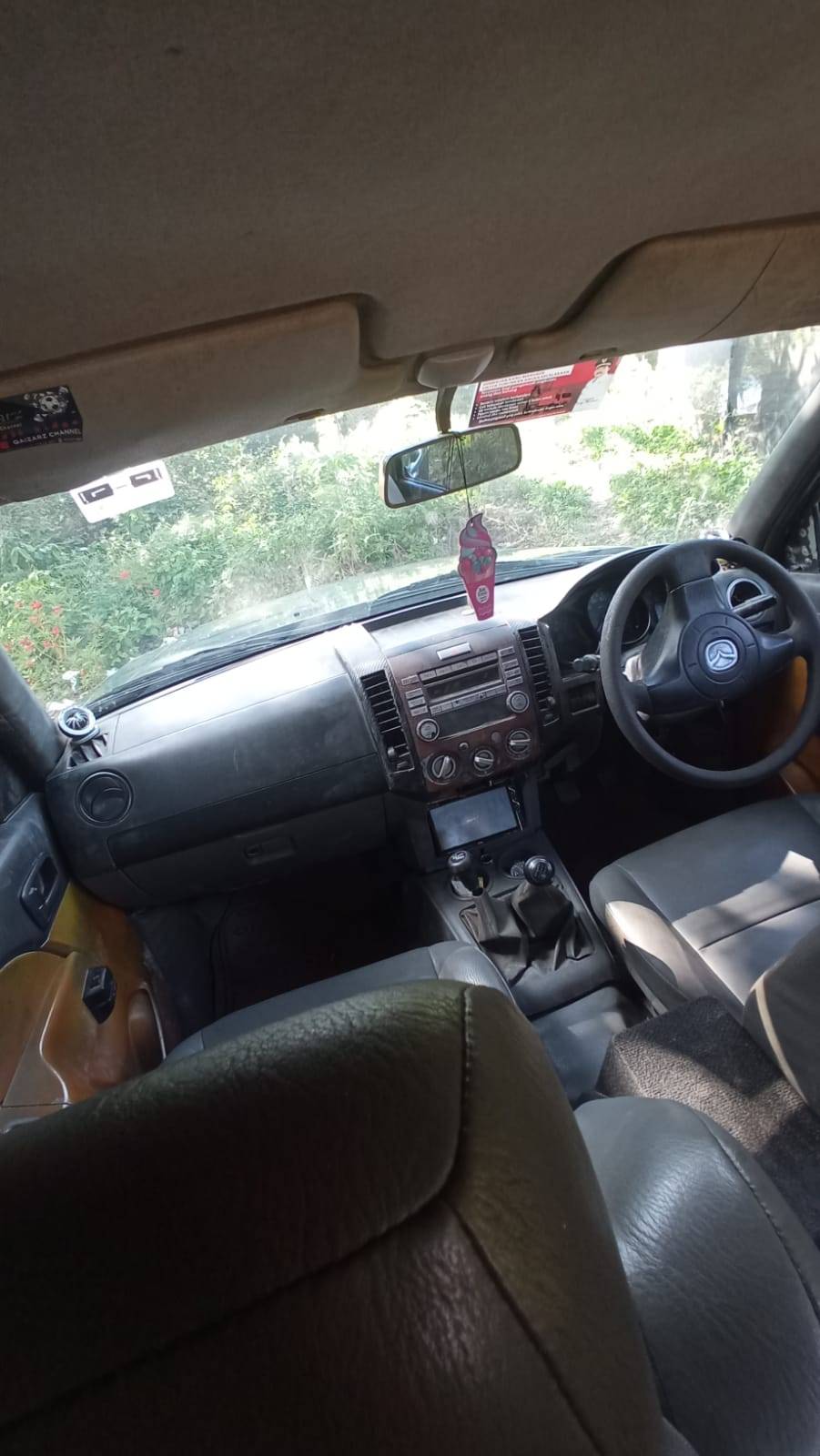 2010 Mazda BT-50 4X4 2.5L MT 2010 Mazda BT-50 4X4 2.5L MT