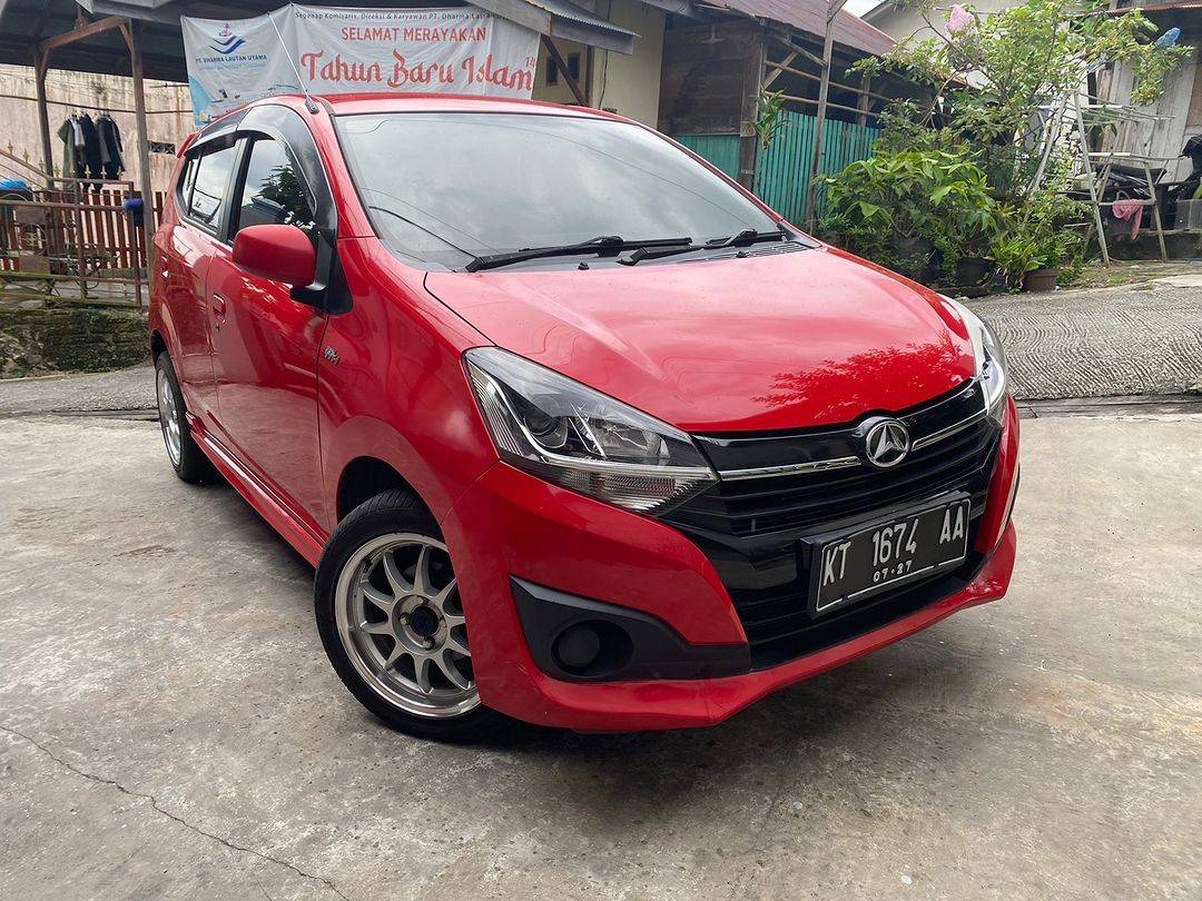 Used 2017 Daihatsu Ayla Used 2017 Daihatsu Ayla