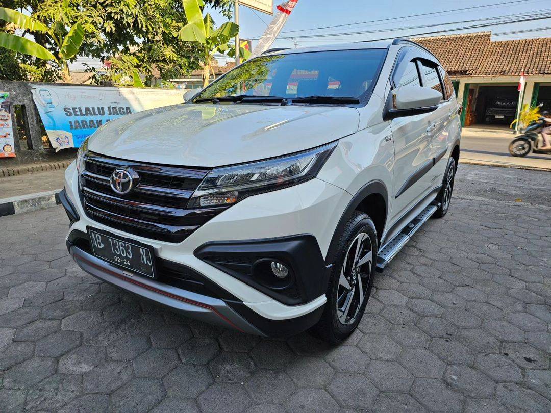 2019 Toyota Rush 1.5L TRD MT 2019 Toyota Rush 1.5L TRD MT