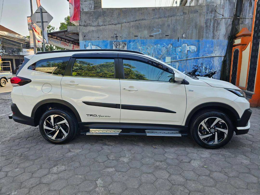 2019 Toyota Rush 1.5L TRD MT 2019 Toyota Rush 1.5L TRD MT