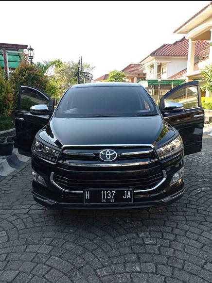 Second Hand 2018 Toyota Venturer 2.4 AT