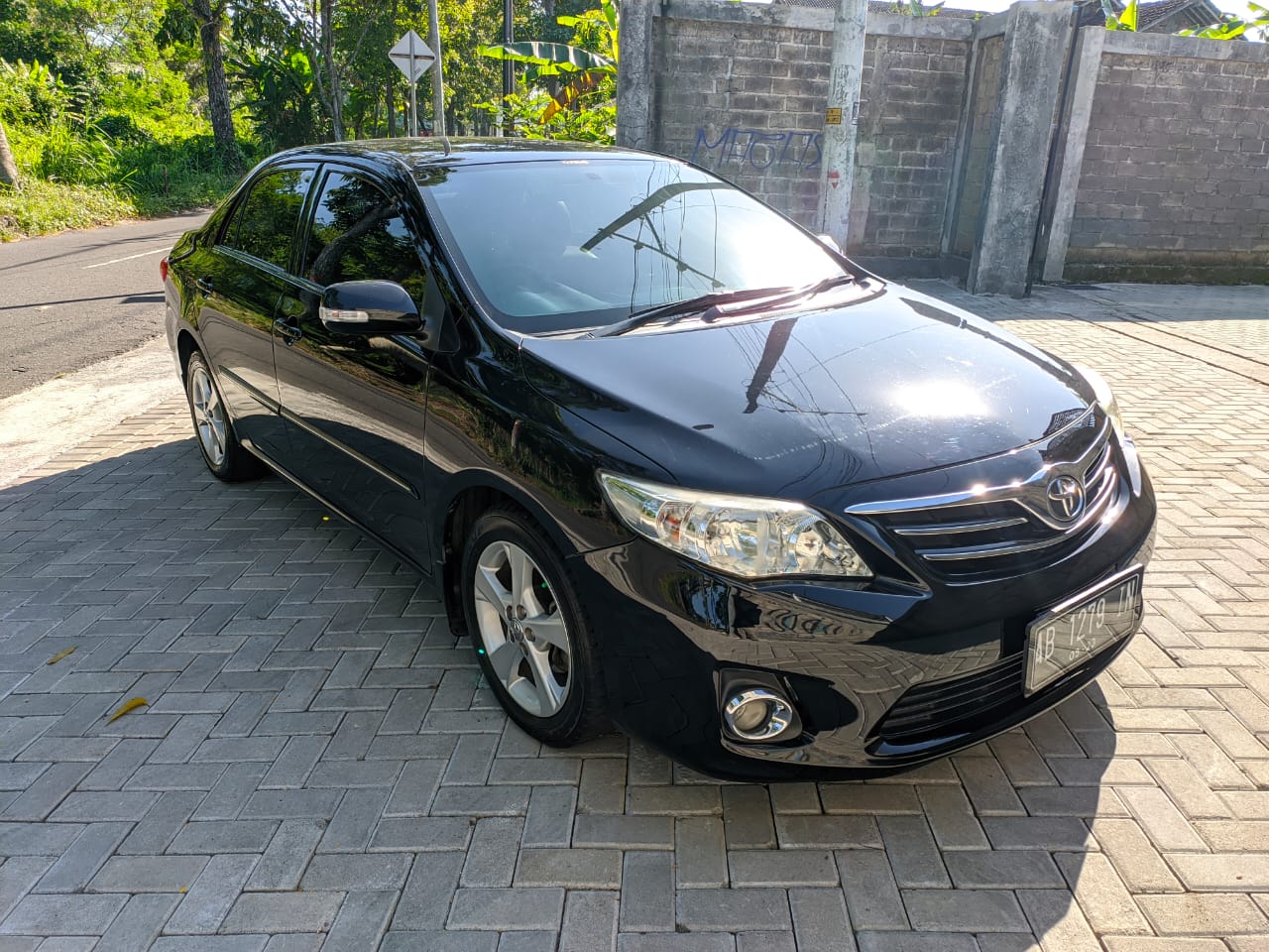 2013 Toyota Corolla Altis 2013 Toyota Corolla Altis