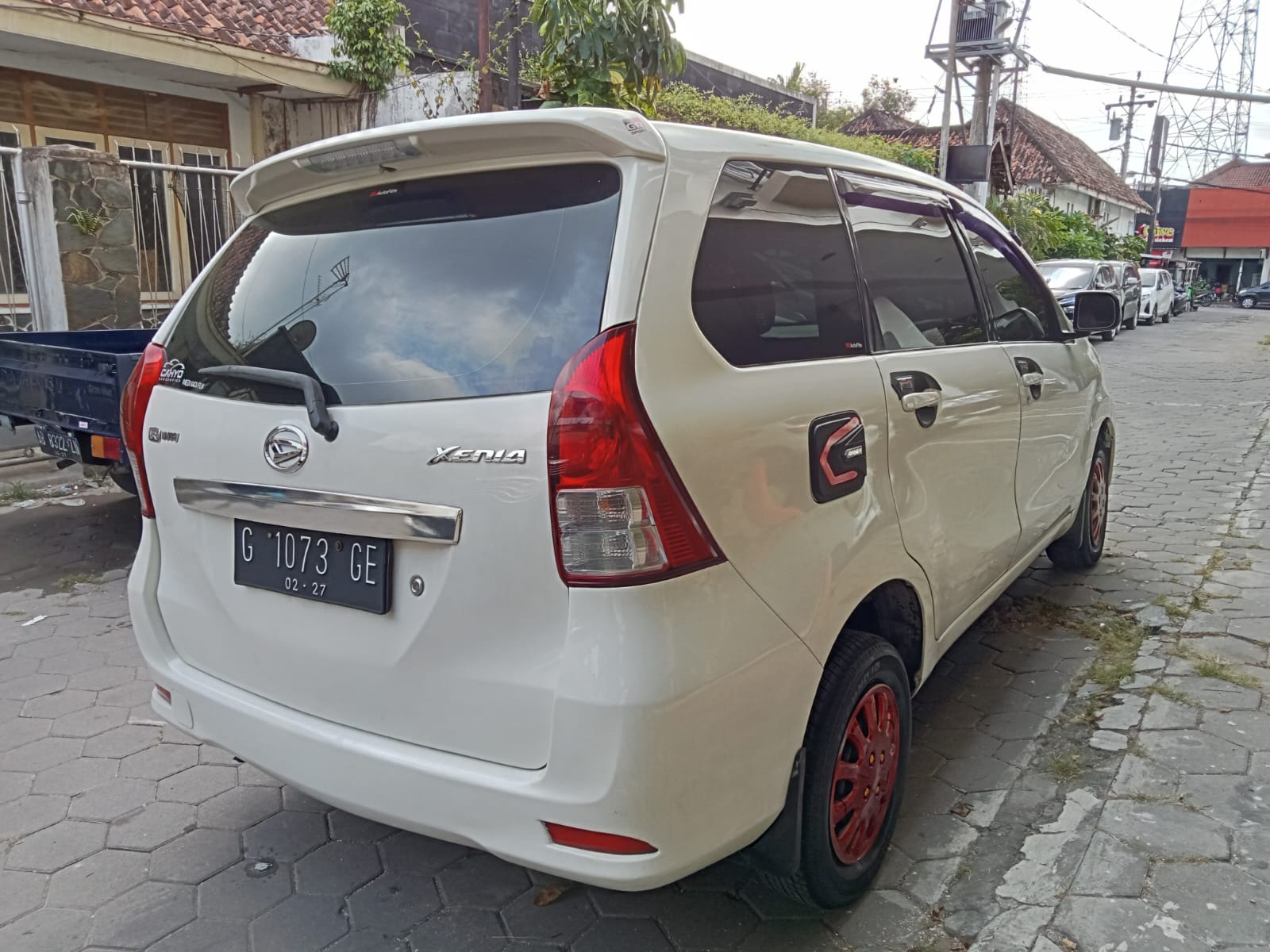 2012 Daihatsu Xenia 2012 Daihatsu Xenia