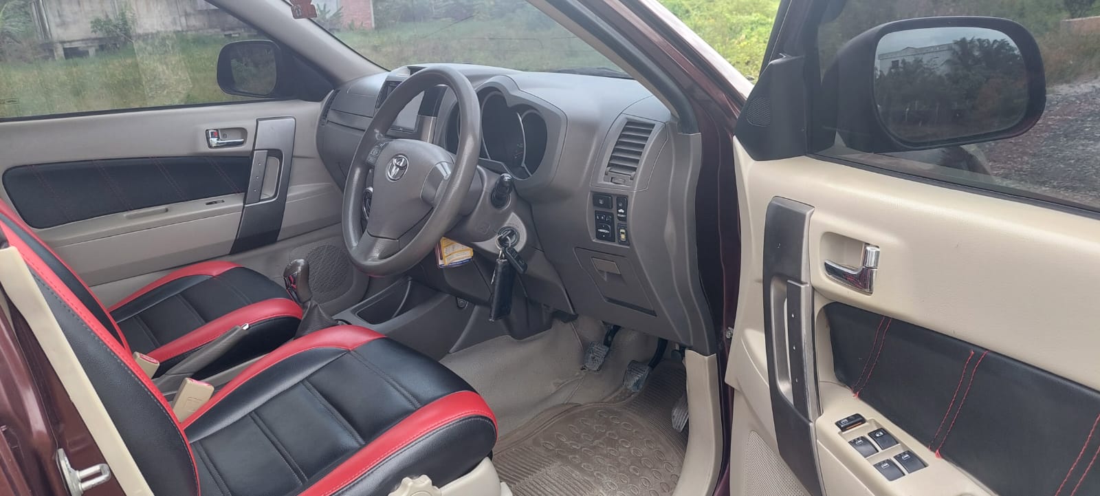 2013 Toyota Rush 2013 Toyota Rush