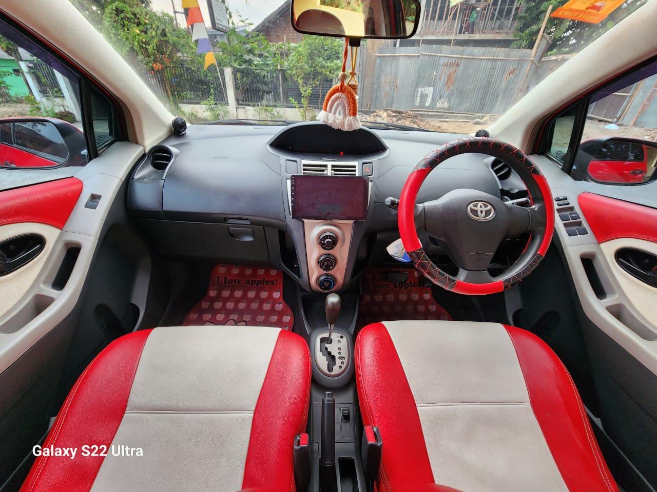 2010 Toyota Yaris 2010 Toyota Yaris