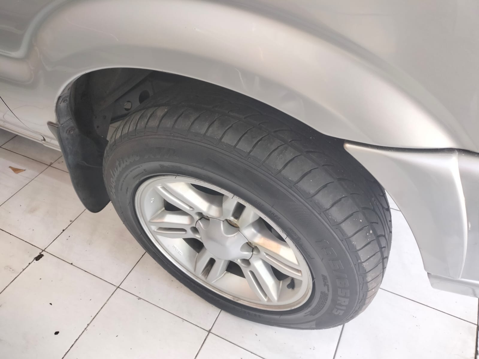 2014 Isuzu Panther 2014 Isuzu Panther