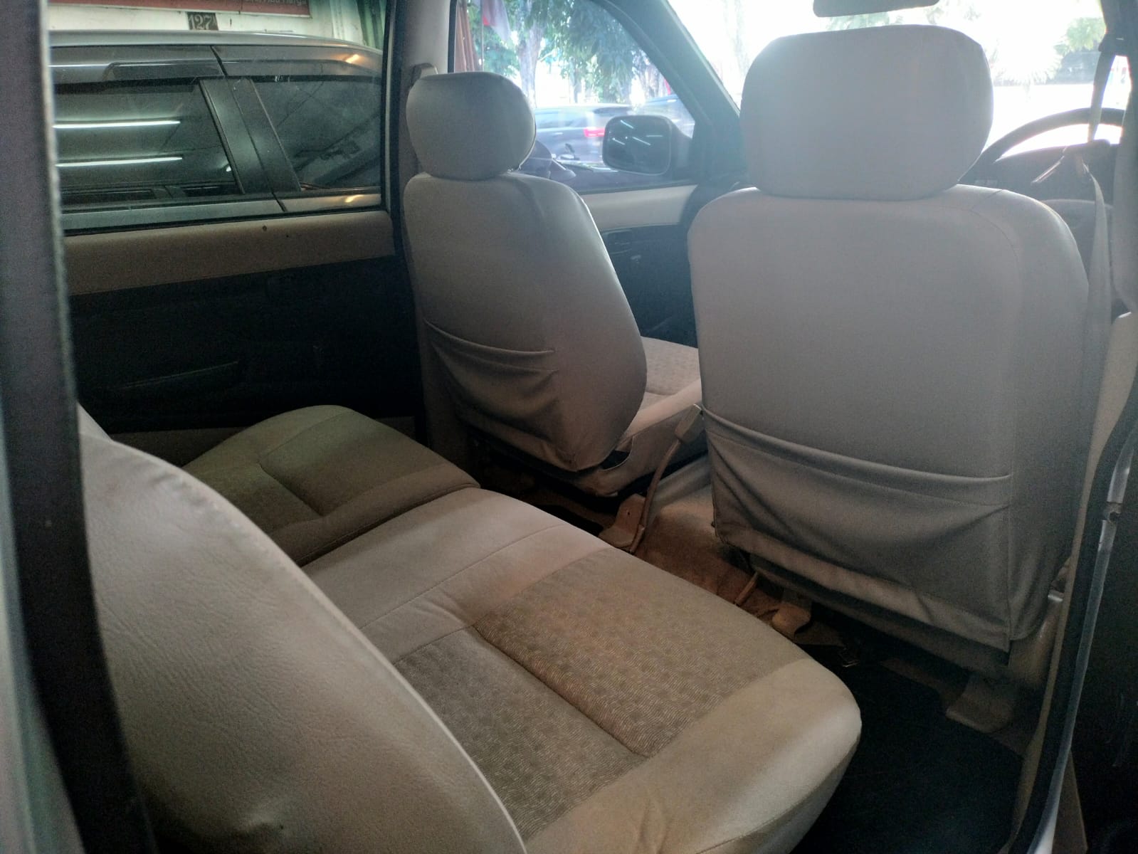 2014 Isuzu Panther 2014 Isuzu Panther