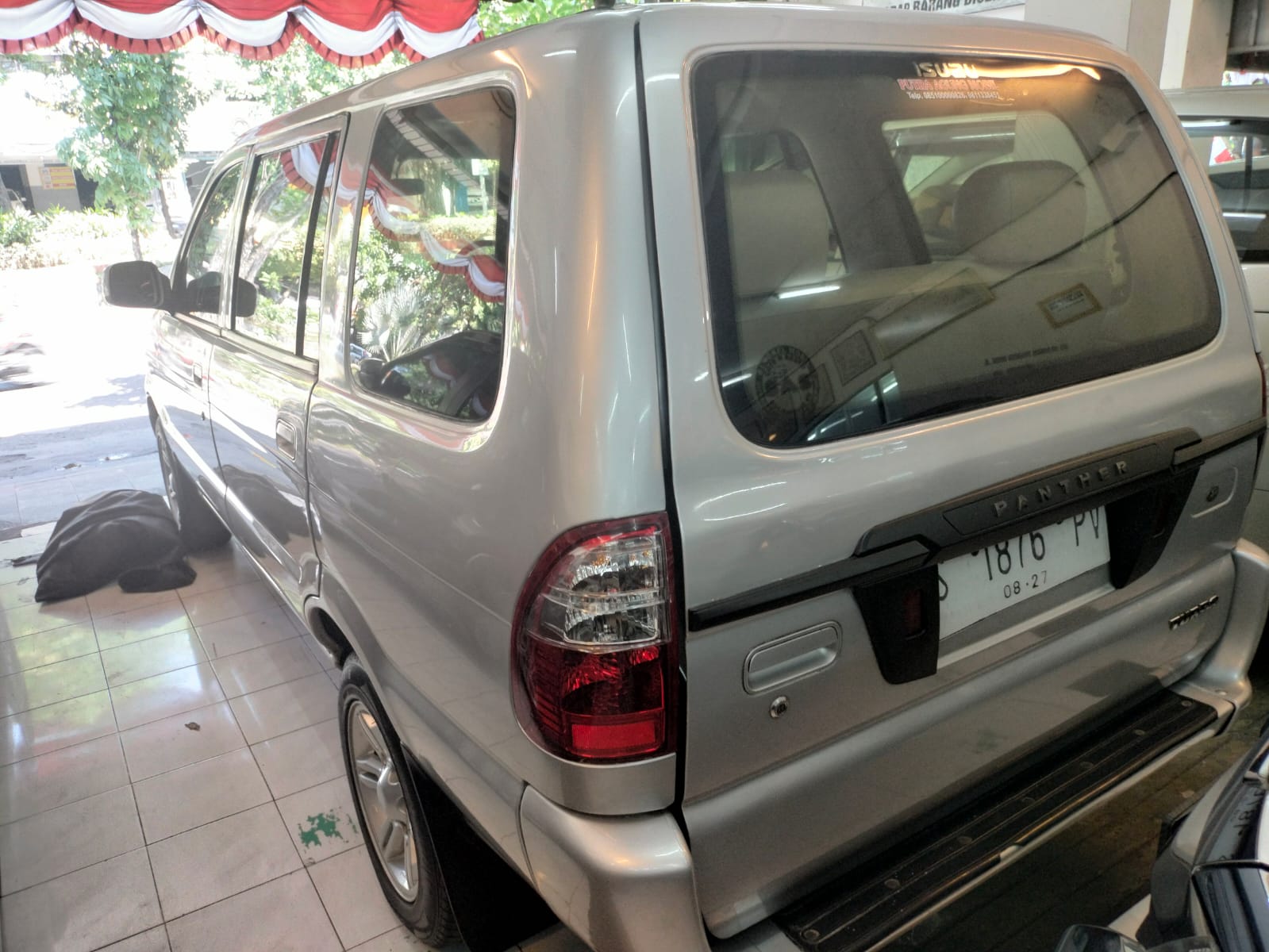 2014 Isuzu Panther 2014 Isuzu Panther