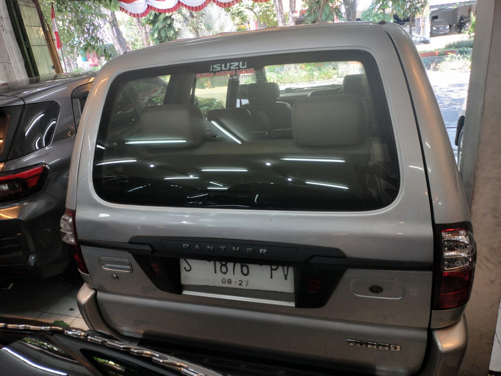 2014 Isuzu Panther 2014 Isuzu Panther