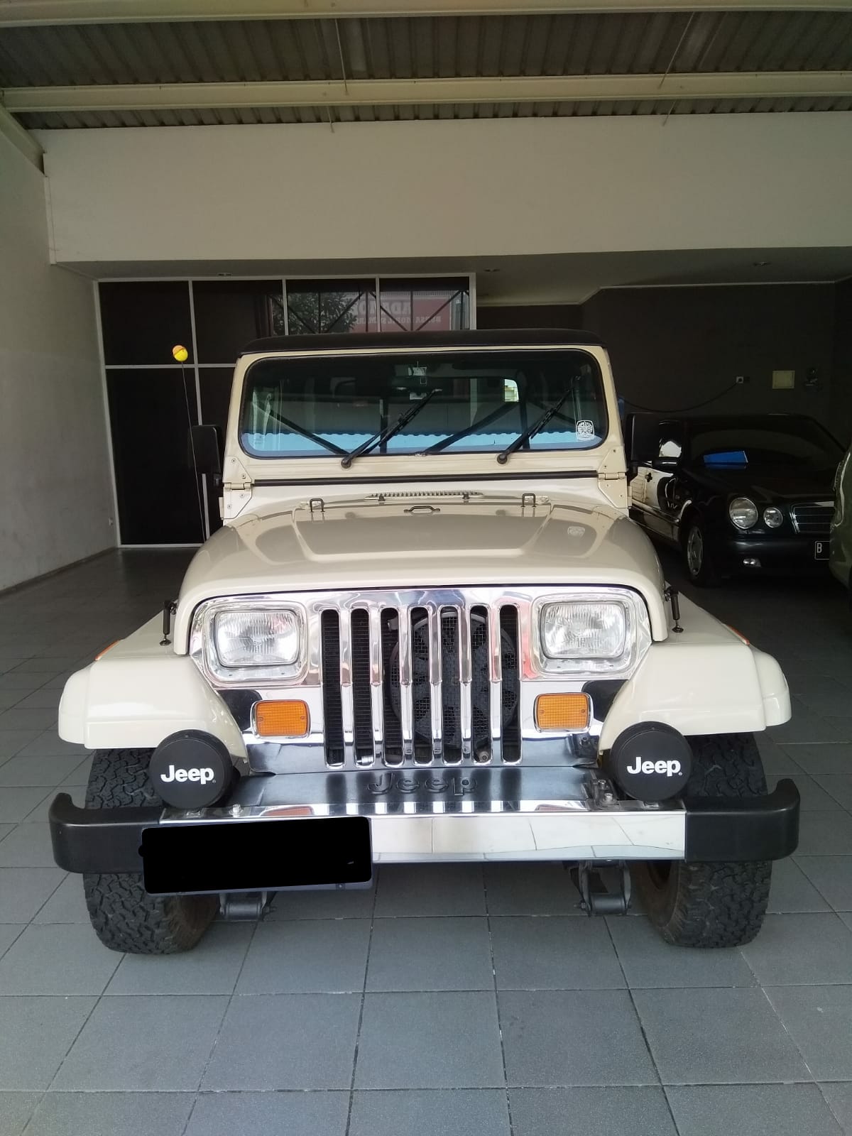 Second Hand 2015 Jeep CJ 7 Second Hand 2015 Jeep CJ 7