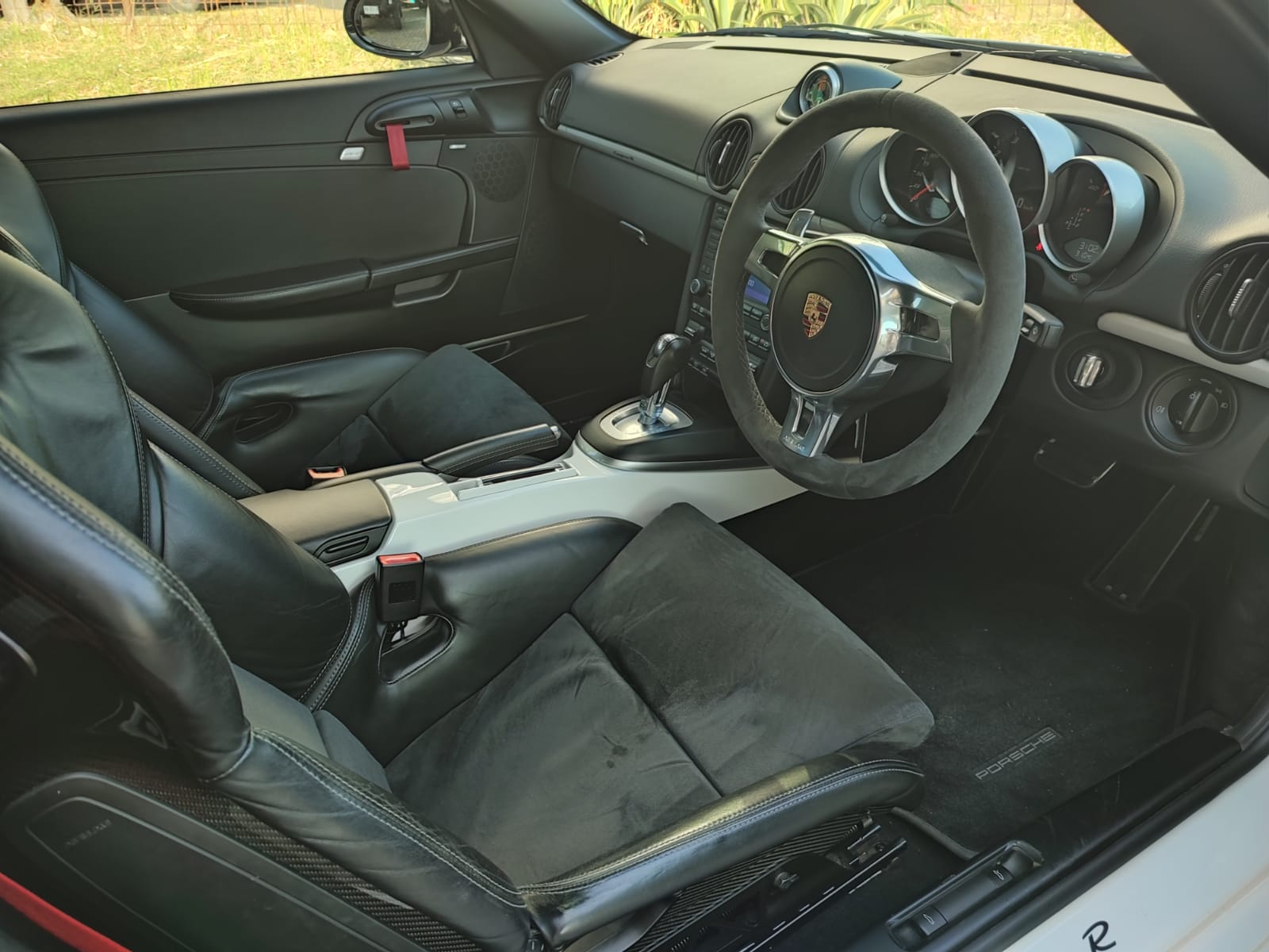 2011 Porsche Cayman 2011 Porsche Cayman