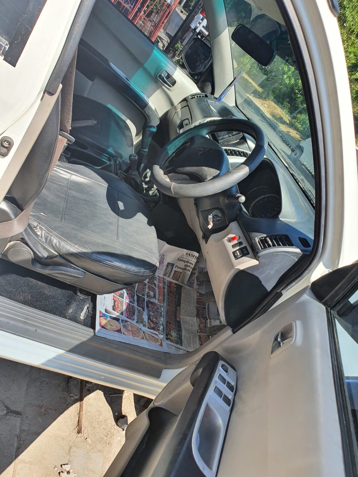 2012 Mitsubishi Strada 2012 Mitsubishi Strada