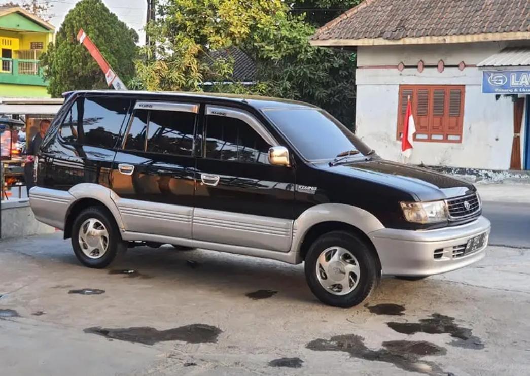 1997 Toyota Kijang  Bekas 1997 Toyota Kijang  Bekas