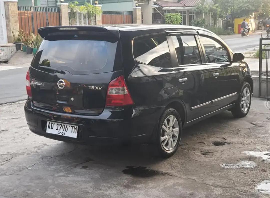 2011 Nissan Grand Livina 2011 Nissan Grand Livina