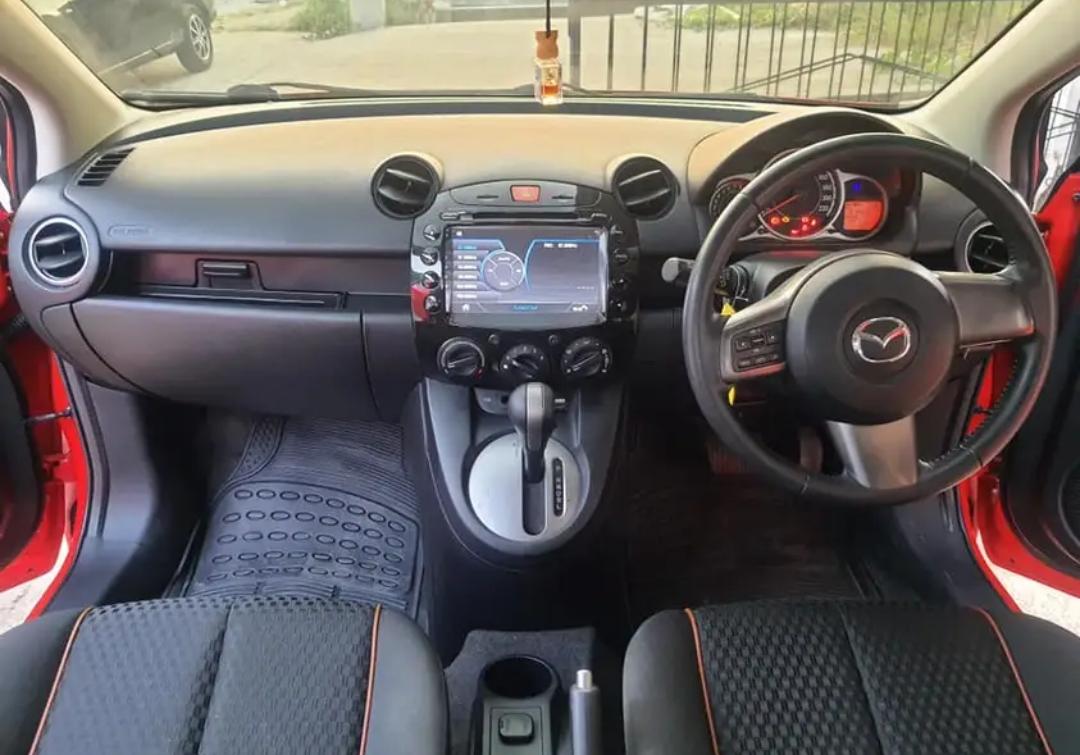 Second Hand 2012 Mazda 2 Second Hand 2012 Mazda 2