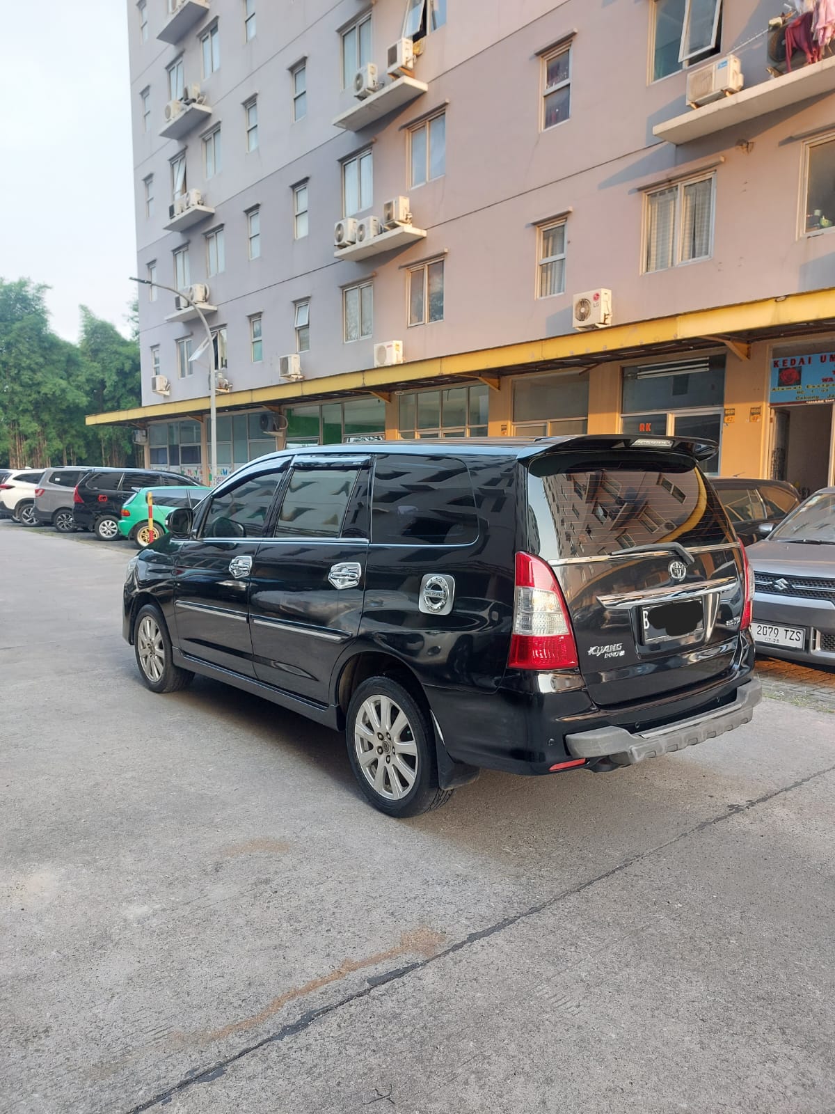 2012 Toyota Kijang Innova 2012 Toyota Kijang Innova