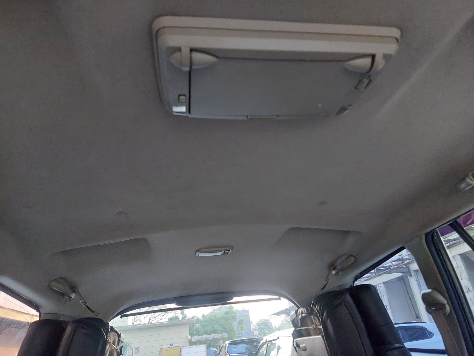 2012 Toyota Kijang Innova 2012 Toyota Kijang Innova