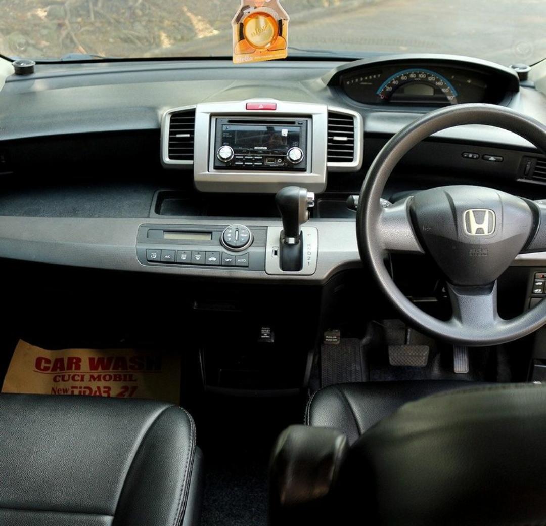 2012 Honda Freed 2012 Honda Freed