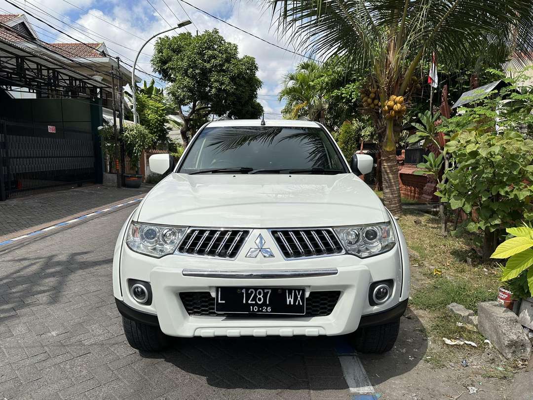Second Hand 2011 Mitsubishi Pajero Sport  Second Hand 2011 Mitsubishi Pajero Sport