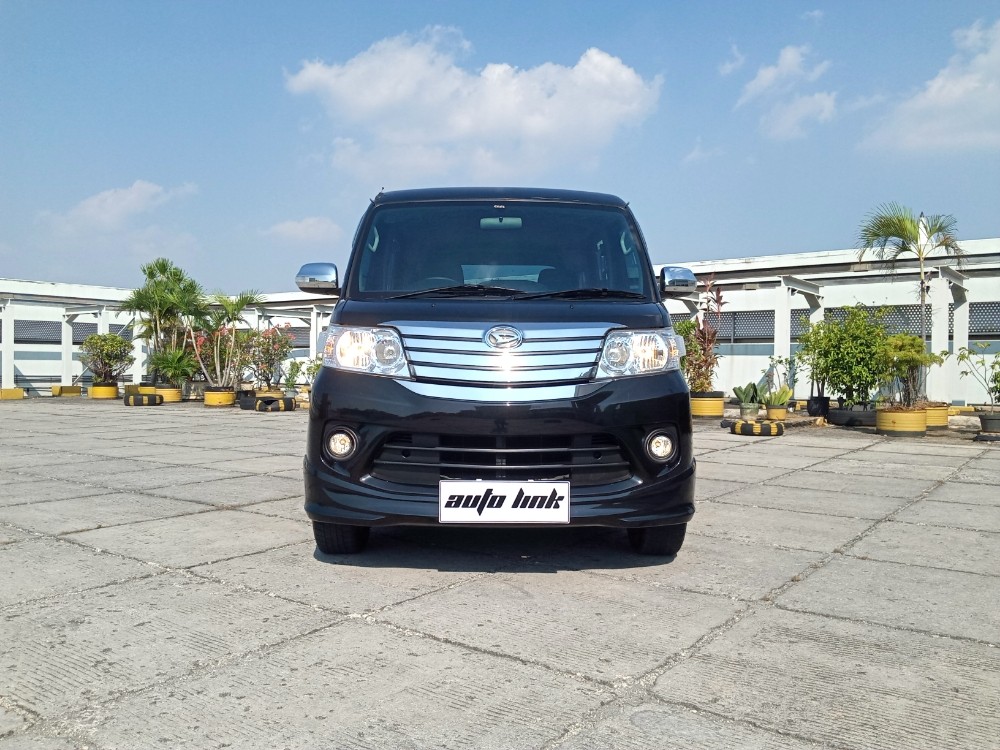 2021 Daihatsu Luxio