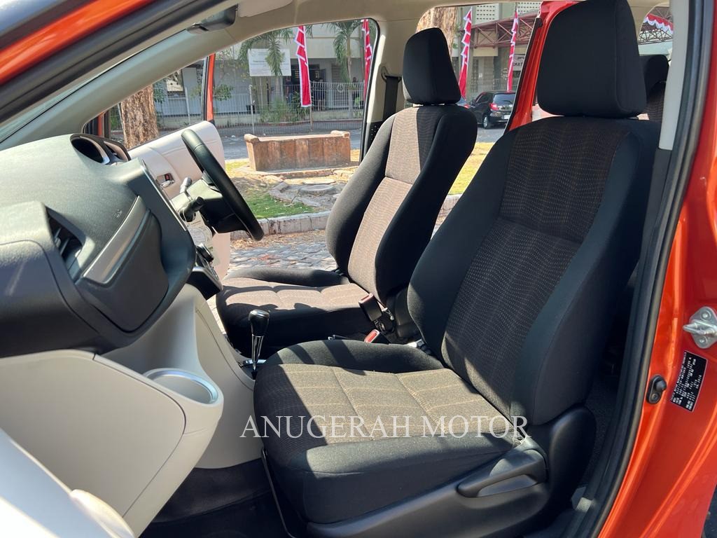 2016 Toyota Sienta 2016 Toyota Sienta