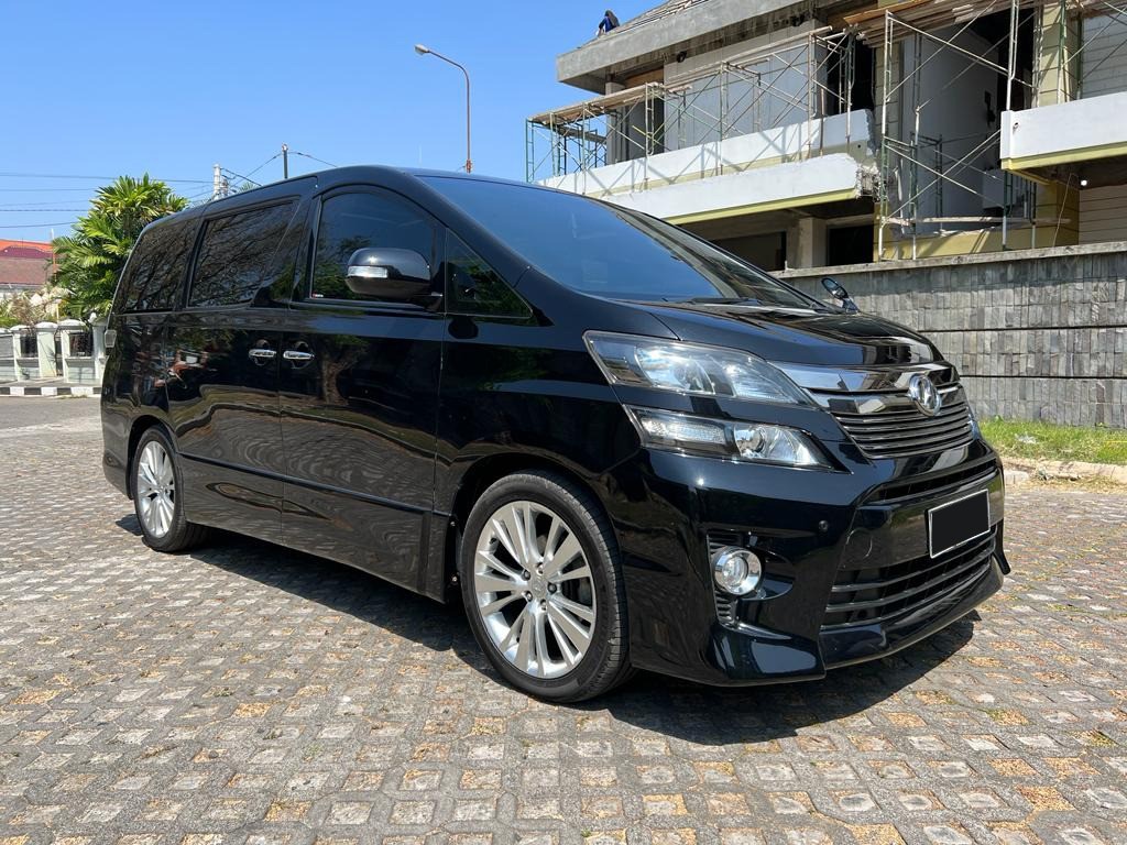 2012 Toyota Vellfire 2012 Toyota Vellfire