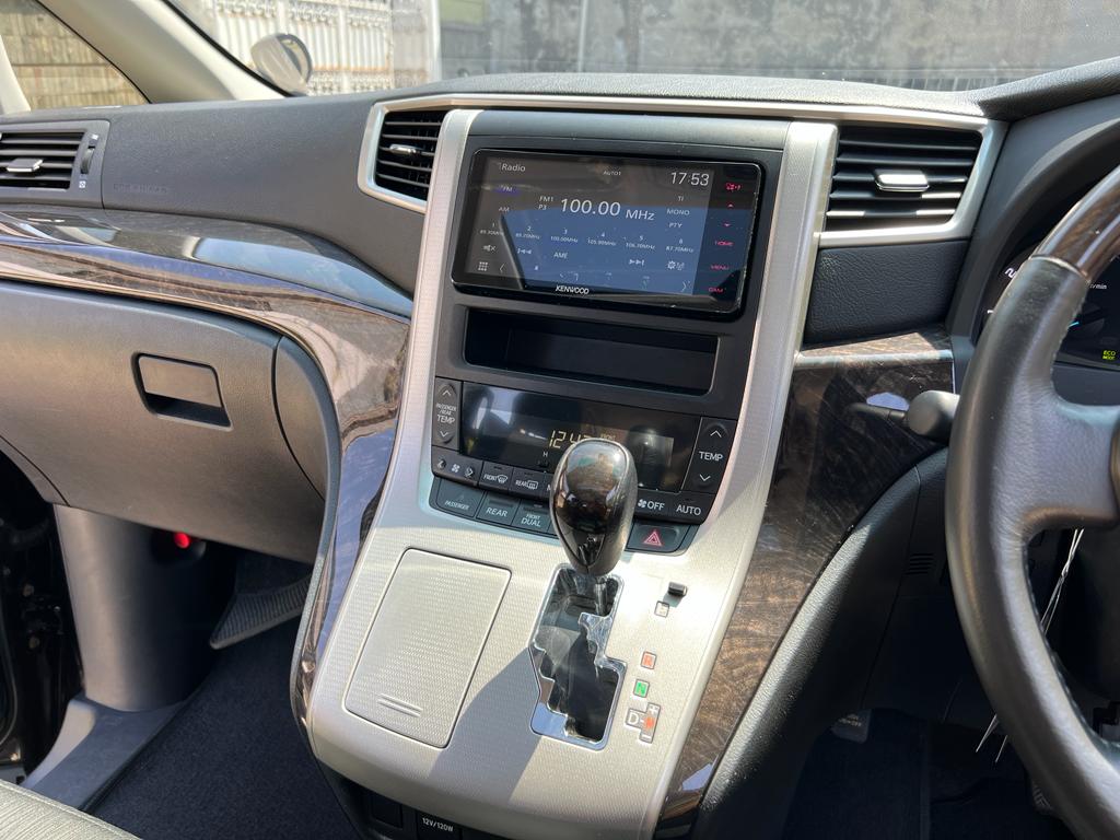 2012 Toyota Vellfire 2012 Toyota Vellfire