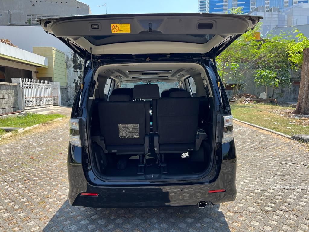 2012 Toyota Vellfire 2012 Toyota Vellfire