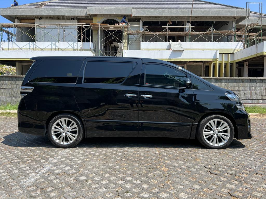 2012 Toyota Vellfire 2012 Toyota Vellfire