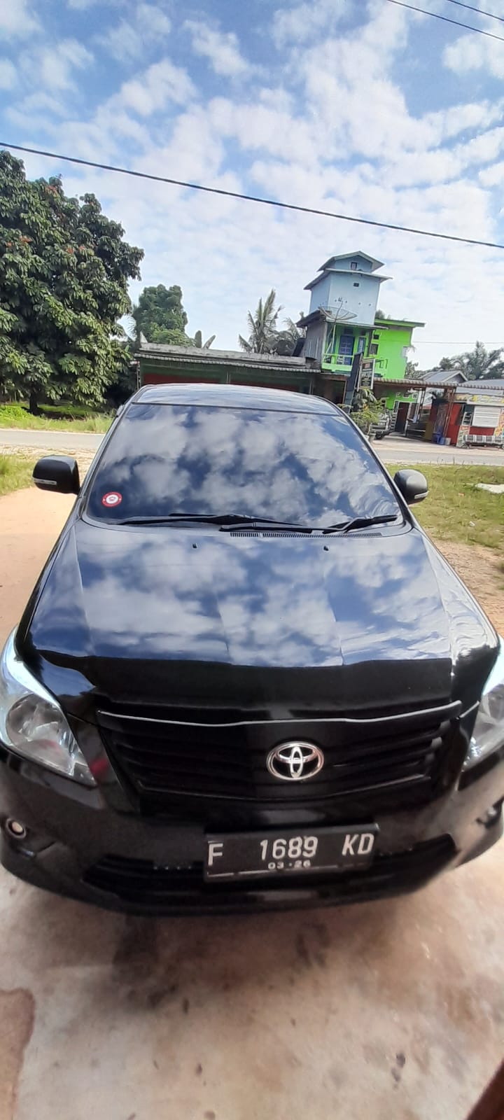 2013 Toyota Kijang Innova 2013 Toyota Kijang Innova