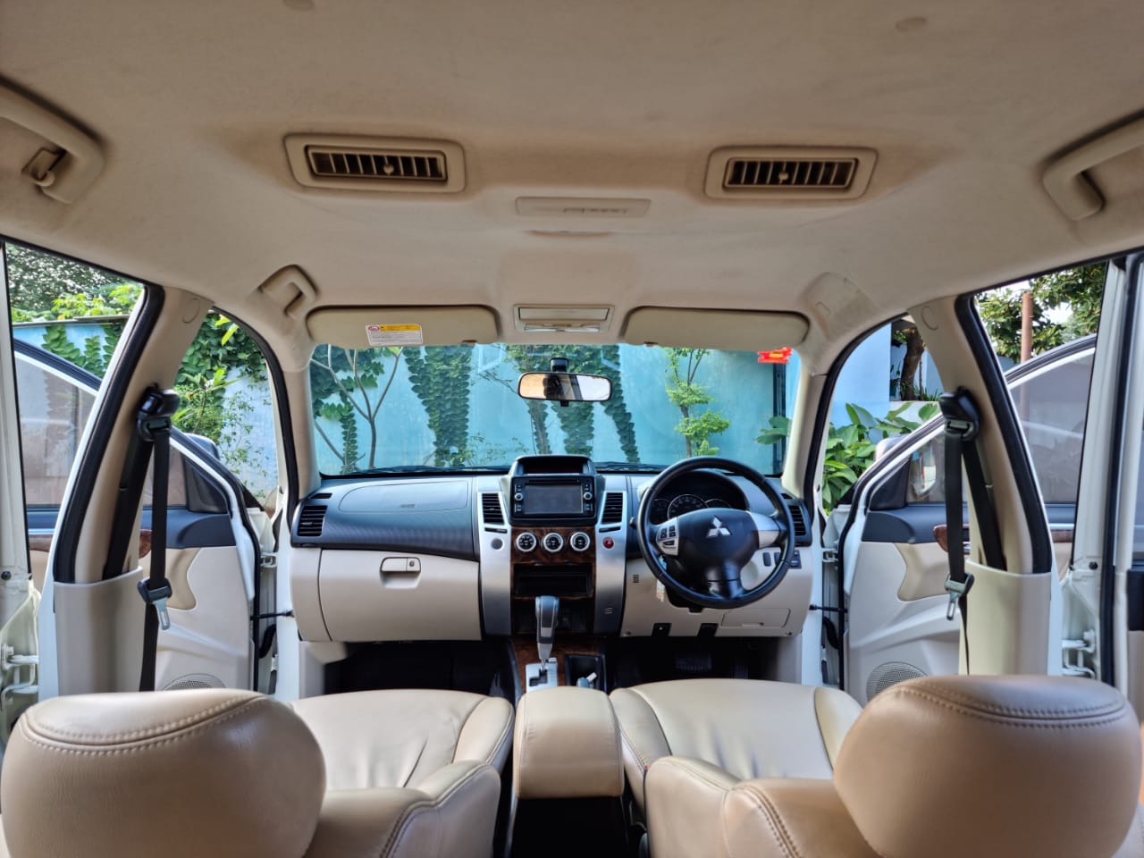 2014 Mitsubishi Pajero Sport 2014 Mitsubishi Pajero Sport