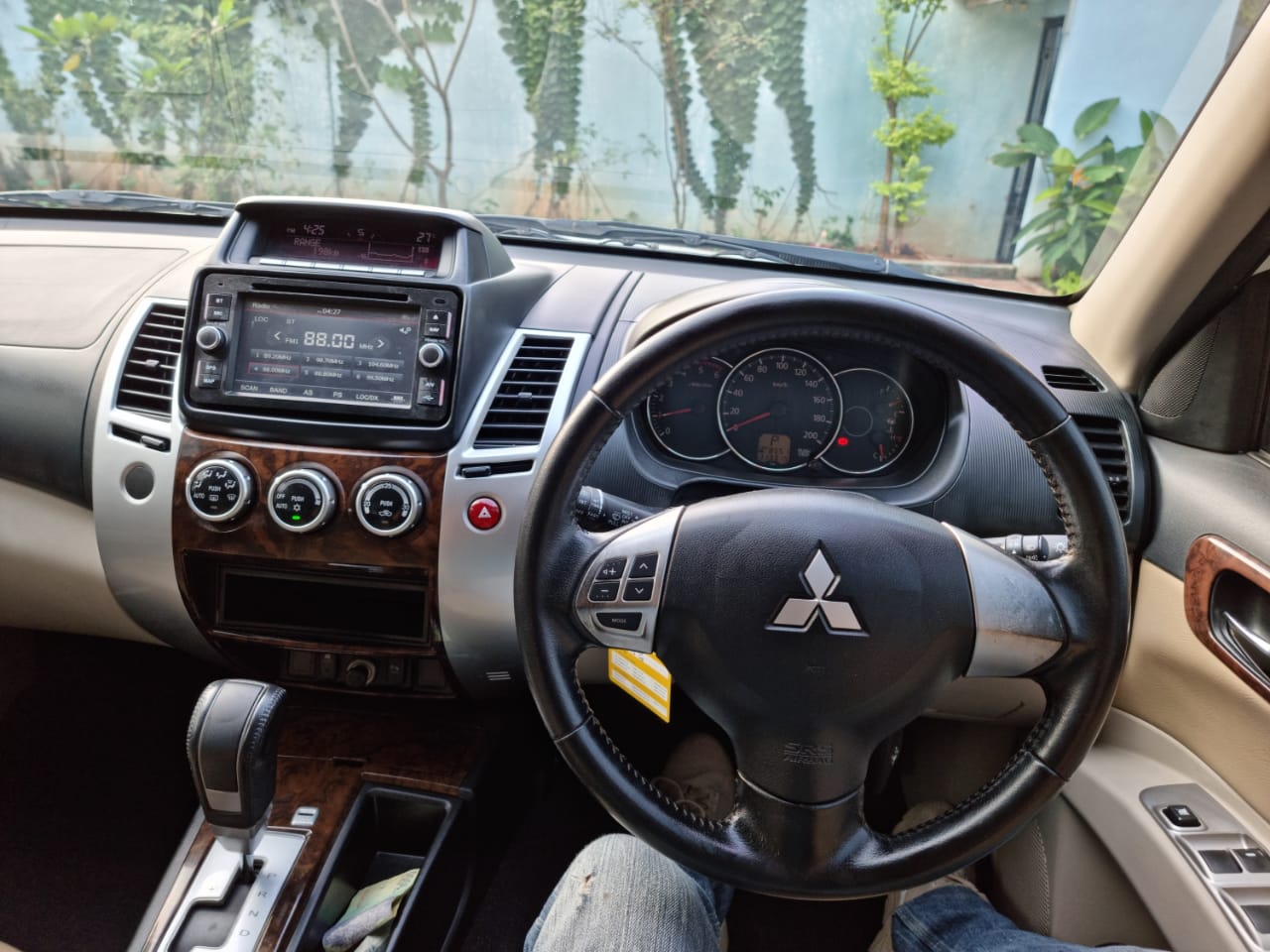 2014 Mitsubishi Pajero Sport 2014 Mitsubishi Pajero Sport