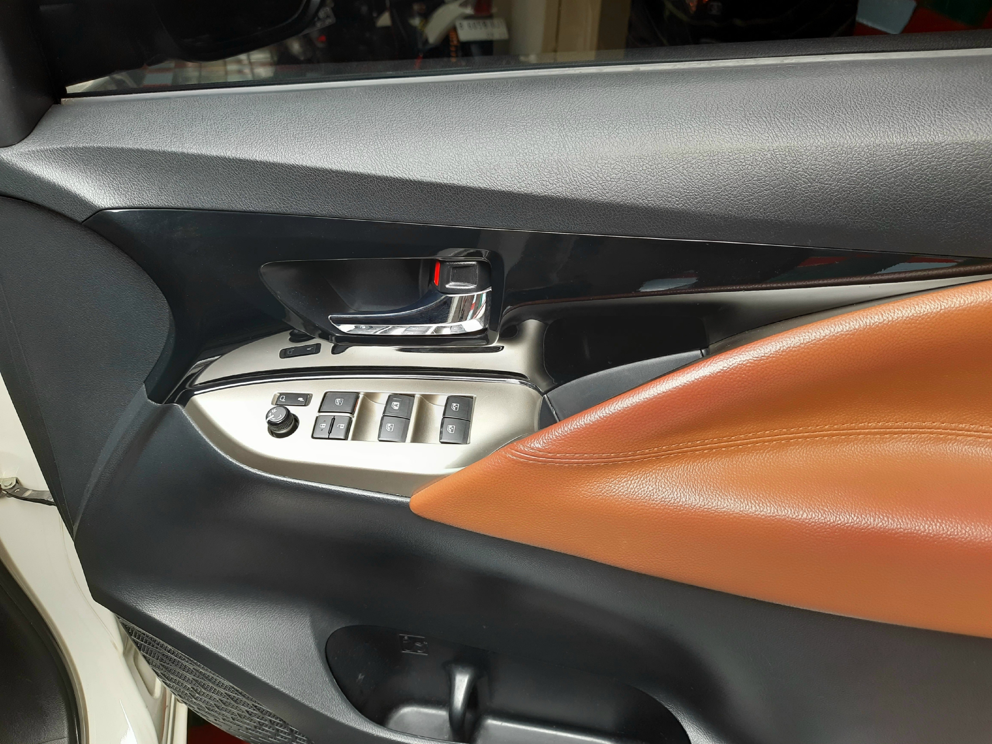 2016 Toyota Kijang Innova 2016 Toyota Kijang Innova