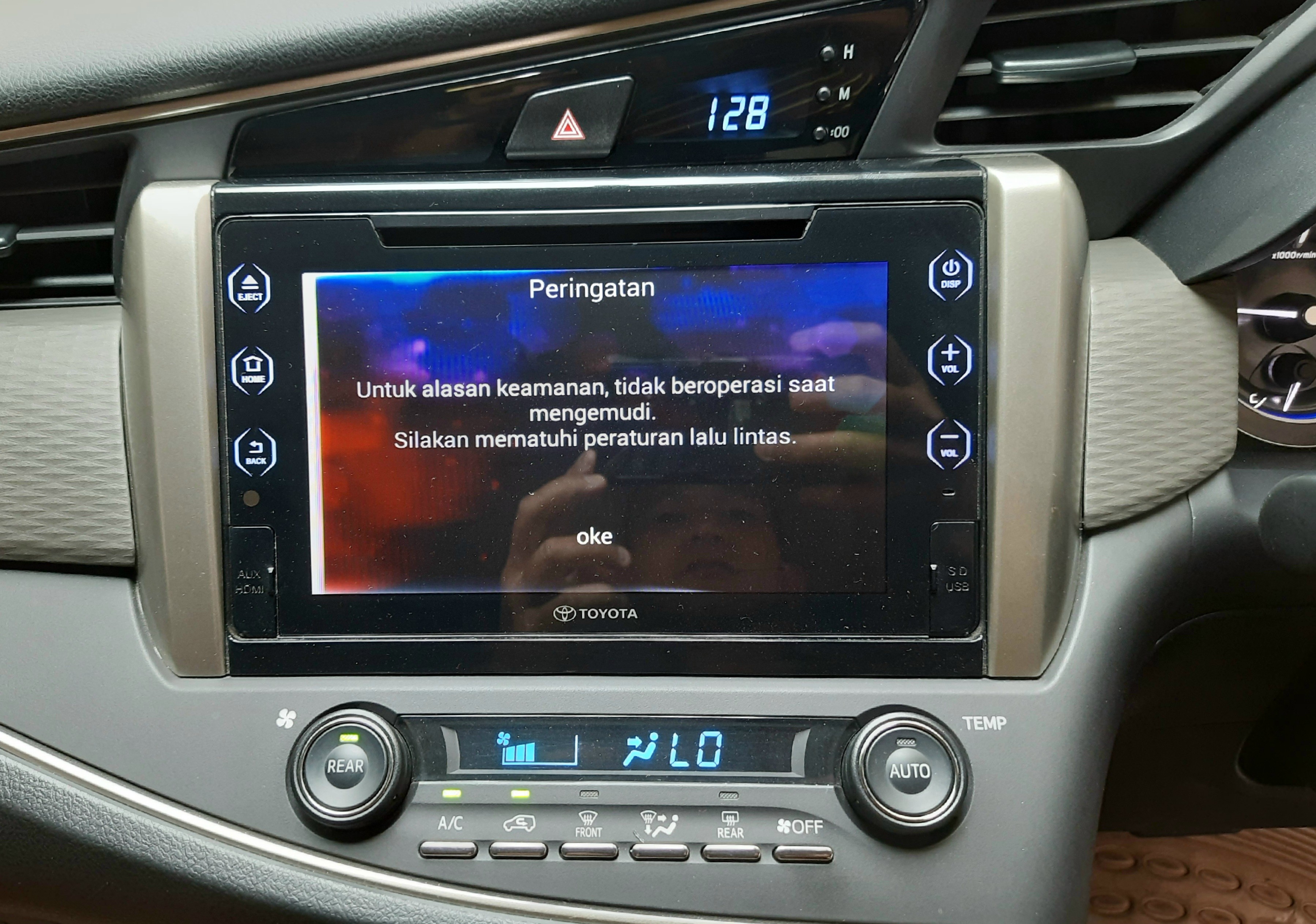 2016 Toyota Kijang Innova 2016 Toyota Kijang Innova