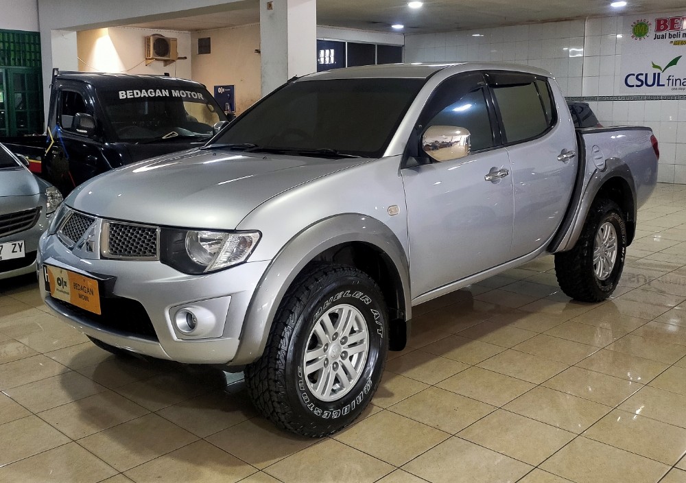 2010 Mitsubishi Strada Triton