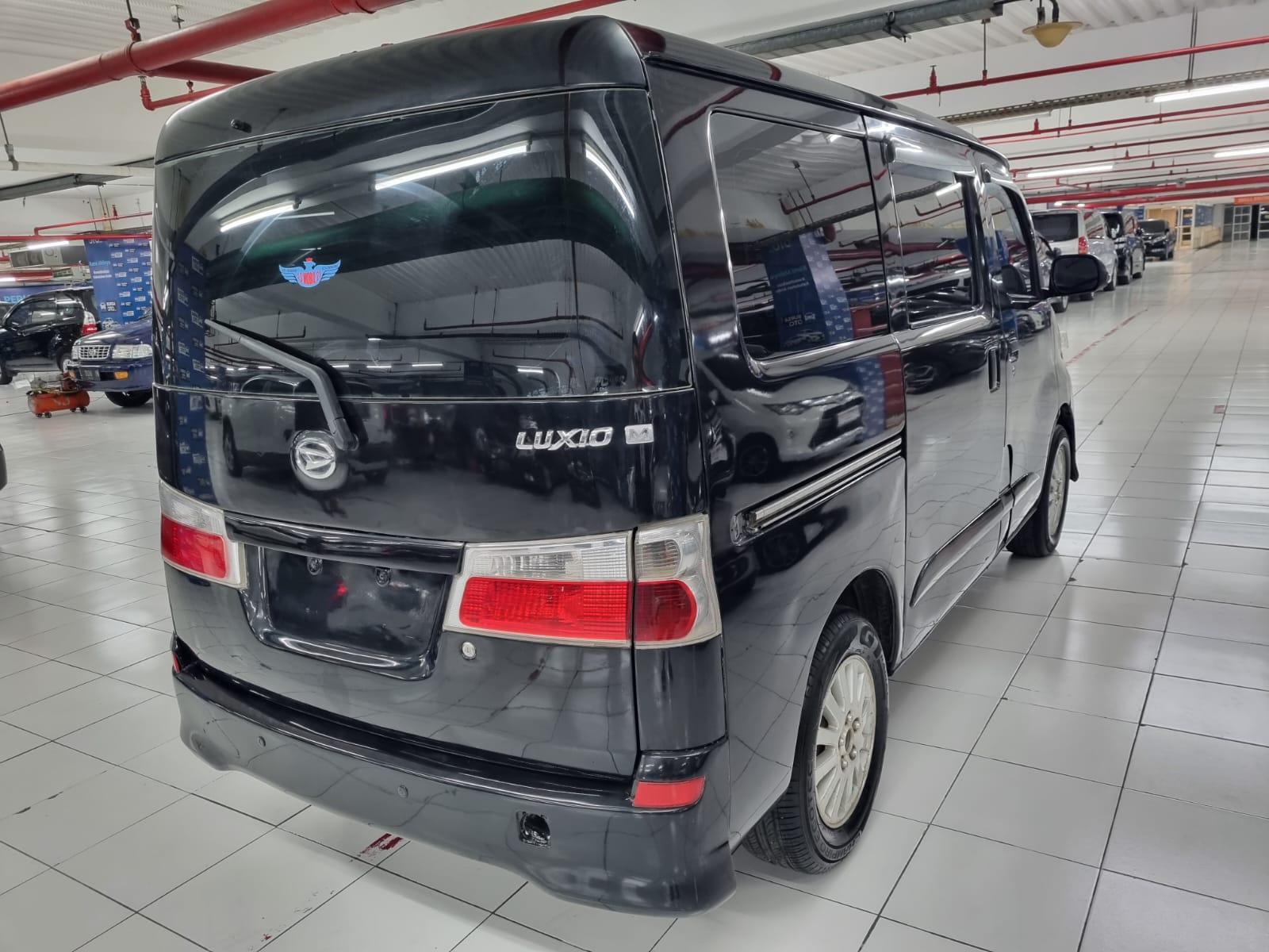 2012 Daihatsu Luxio 2012 Daihatsu Luxio