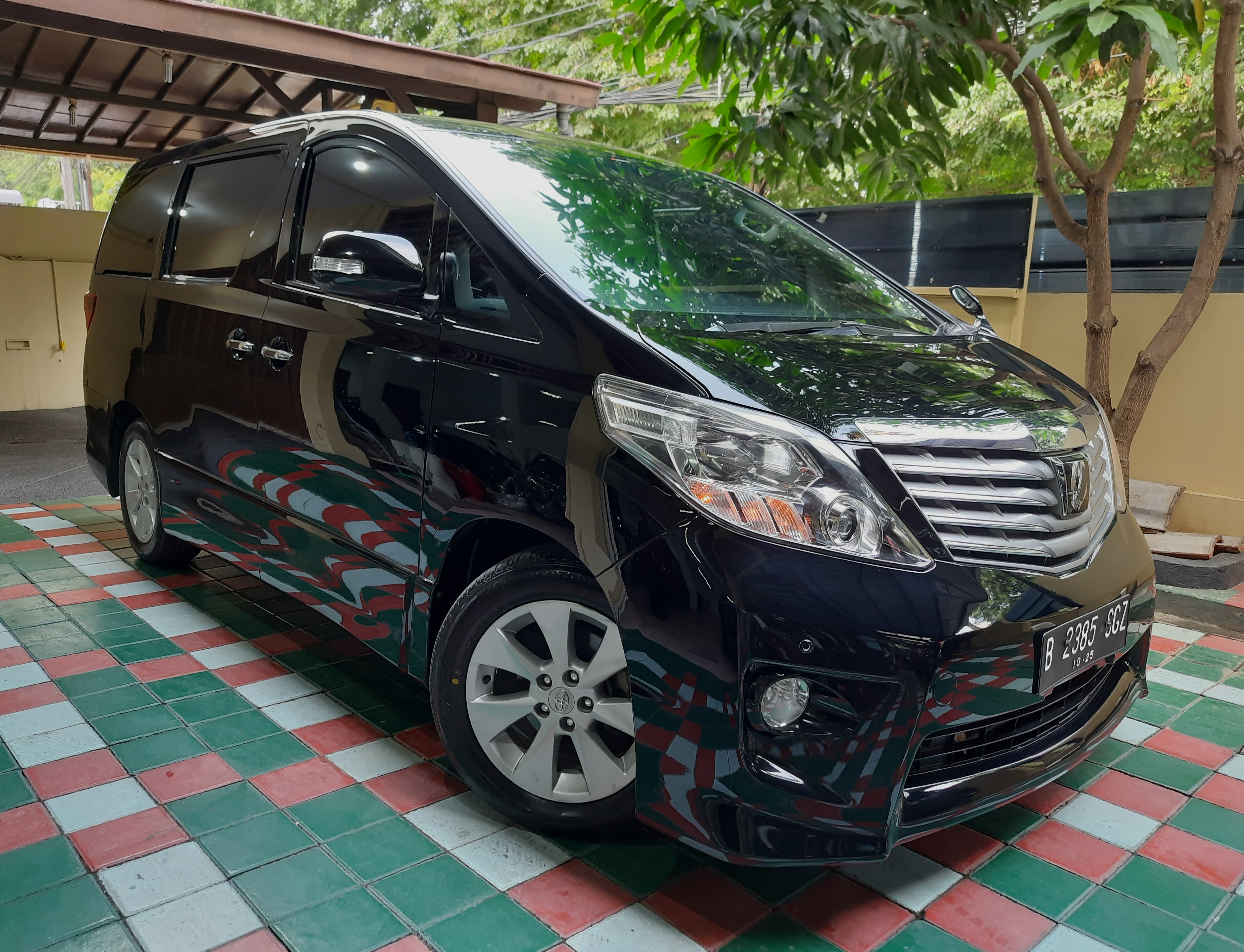 2011 Toyota Alphard 2011 Toyota Alphard