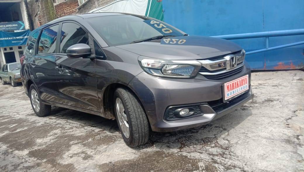 Beli mobil bekas