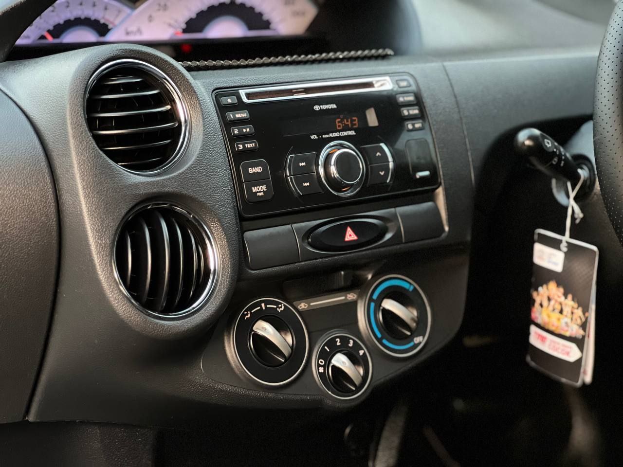 2014 Toyota Etios Valco 2014 Toyota Etios Valco