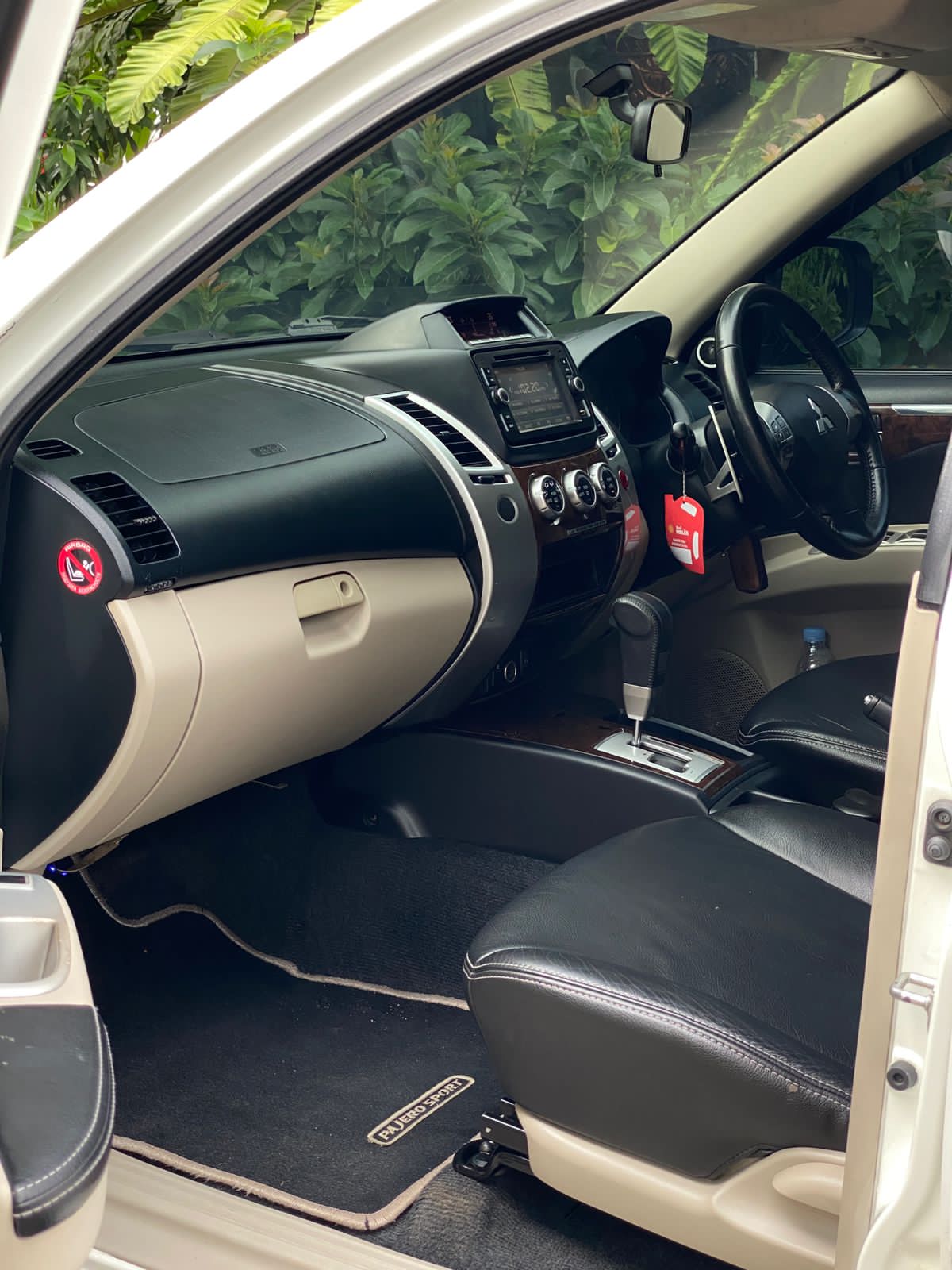 2015 Mitsubishi Pajero Sport 2015 Mitsubishi Pajero Sport