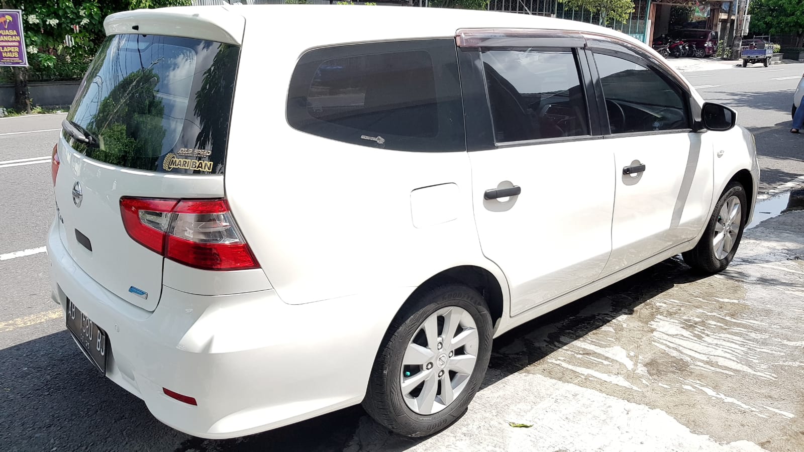 2015 Nissan Grand Livina 2015 Nissan Grand Livina