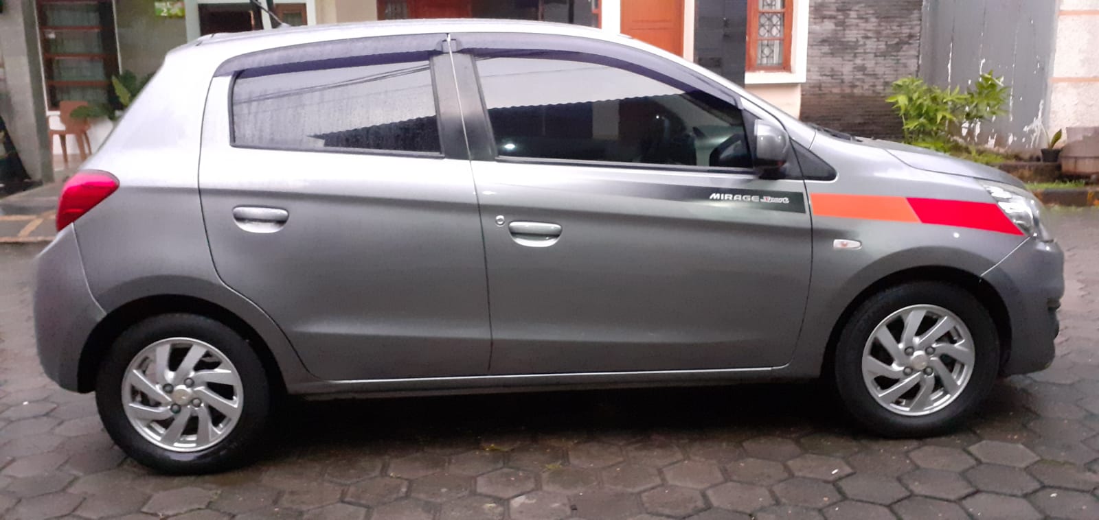 2016 Mitsubishi Mirage 2016 Mitsubishi Mirage