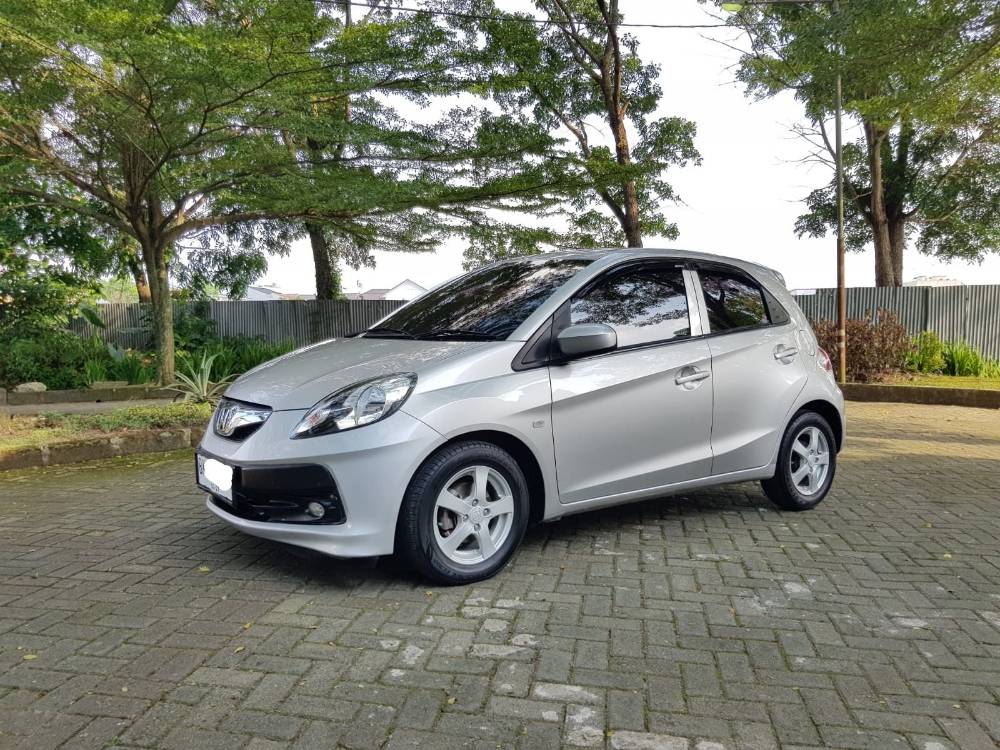 Old 2014 Honda Brio Satya E CVT Satya E CVT