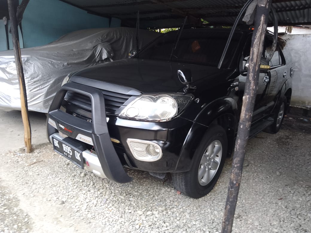 2009 Toyota Fortuner Bekas 2009 Toyota Fortuner Bekas