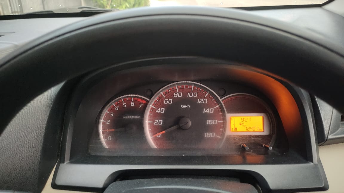 2012 Daihatsu Xenia 2012 Daihatsu Xenia