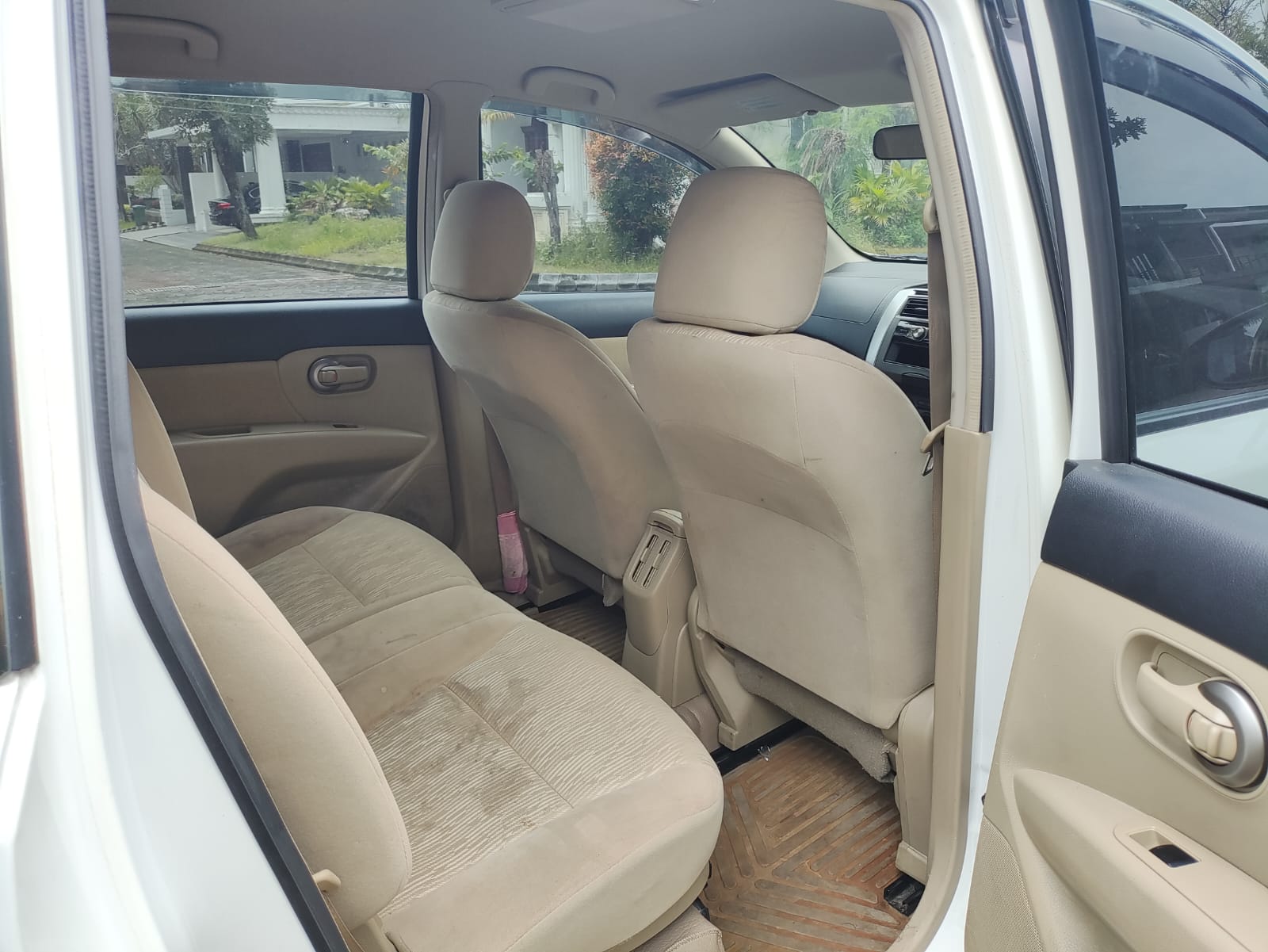 2013 Nissan Grand Livina 2013 Nissan Grand Livina