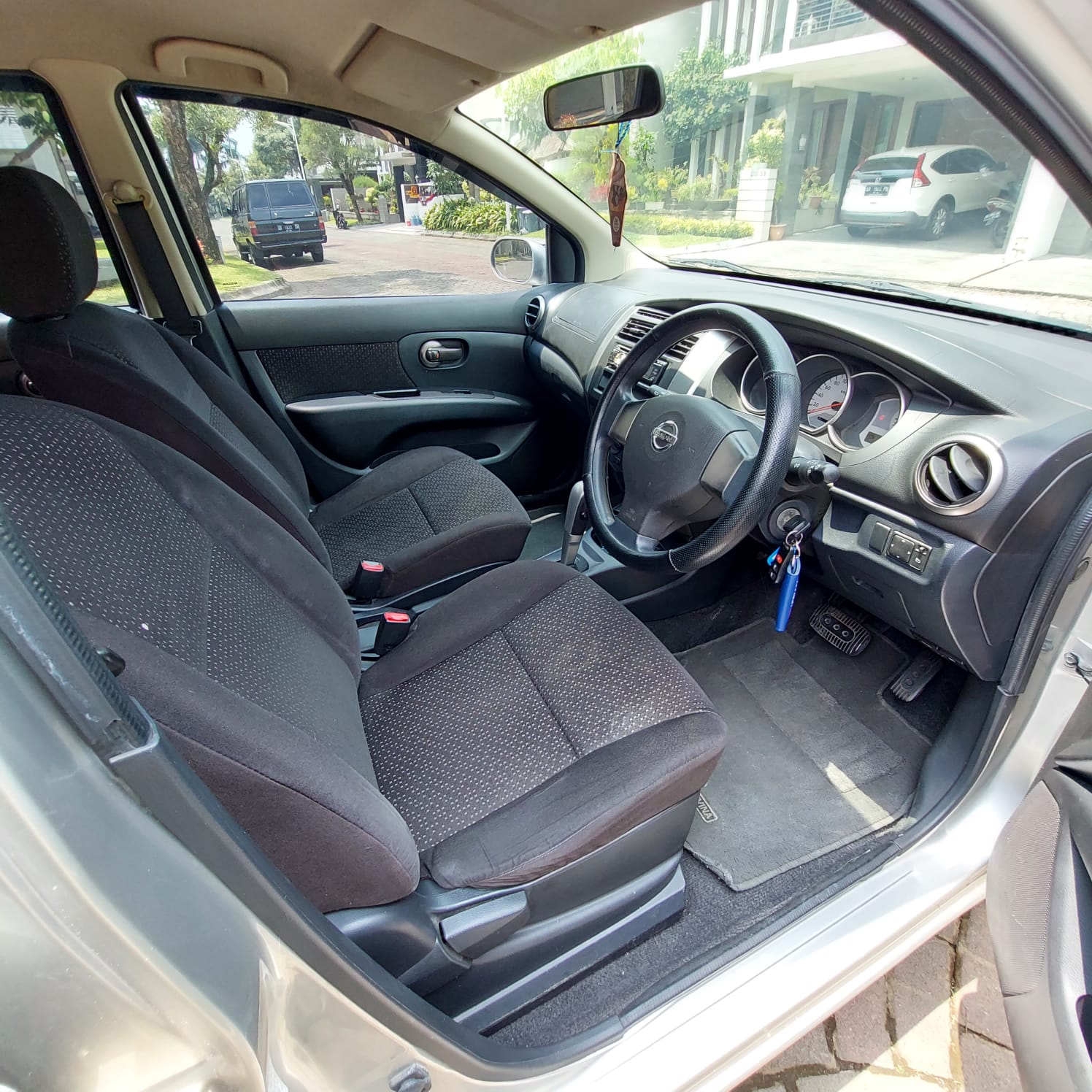 2013 Nissan Grand Livina 2013 Nissan Grand Livina