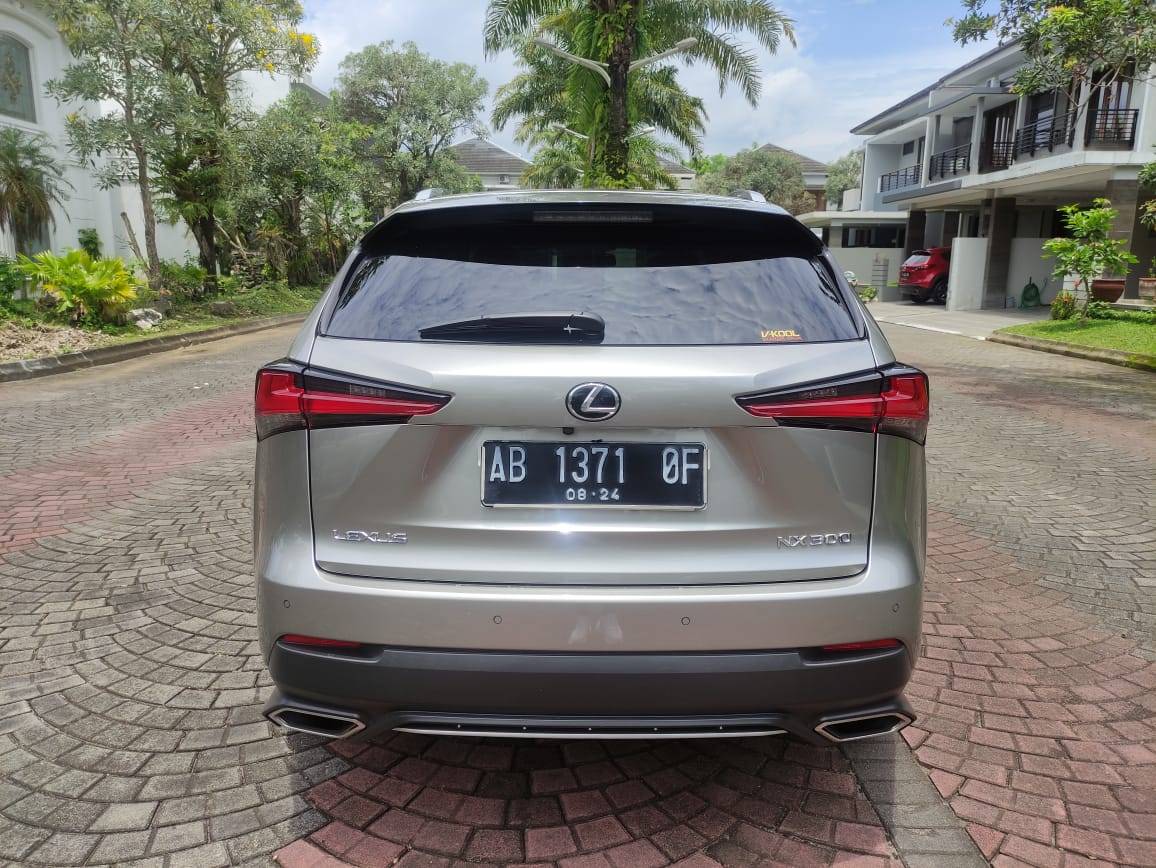 Dijual 2019 Lexus NX 300 F-Sport 300 F-Sport Bekas