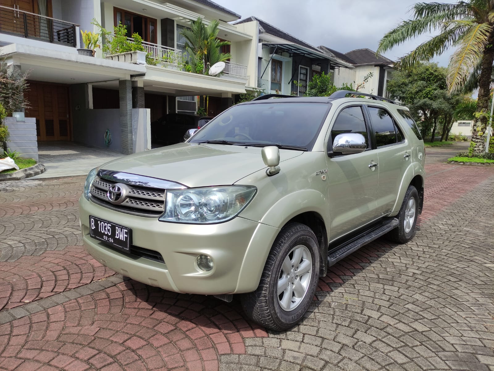 2009 Toyota Fortuner Bekas 2009 Toyota Fortuner Bekas