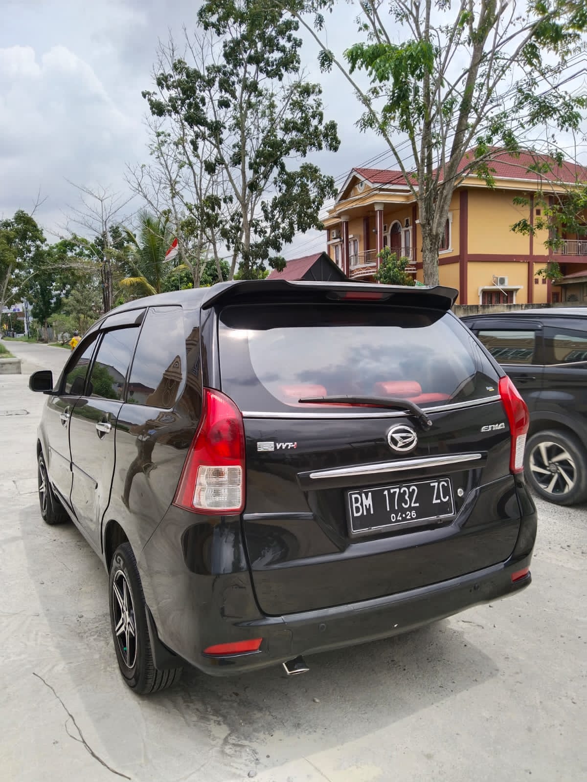 2014 Daihatsu Xenia 2014 Daihatsu Xenia